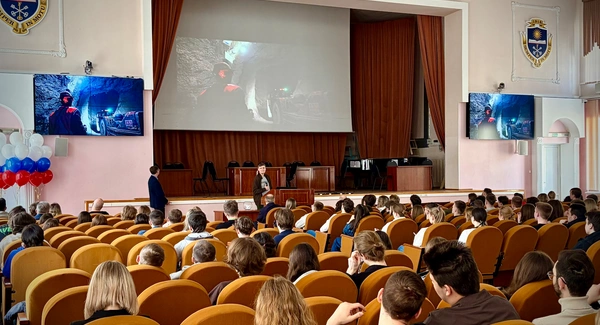 ЦИФРОВОЙ ГОРИЗОНТ принял участие в Дне карьеры ВГУ